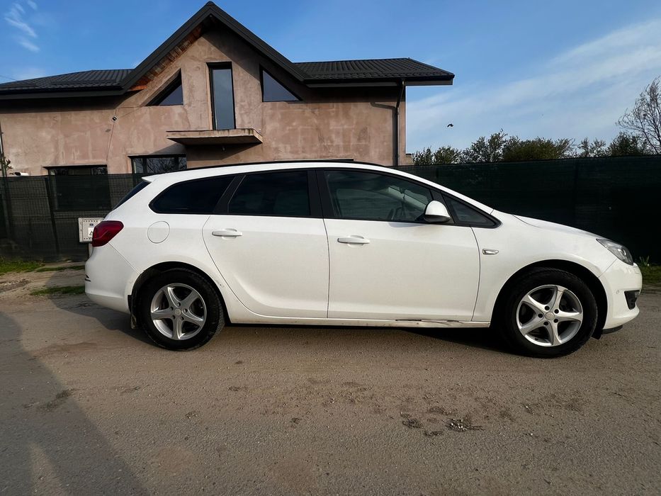 Opel Astra J 2014, 1.6 Diesel EcoFlex