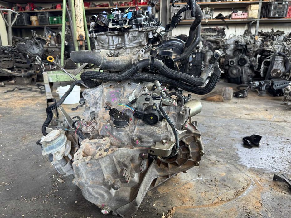 Двигател Toyota 1NR-FE + скоростна кутия C201G210 – 90 000 км