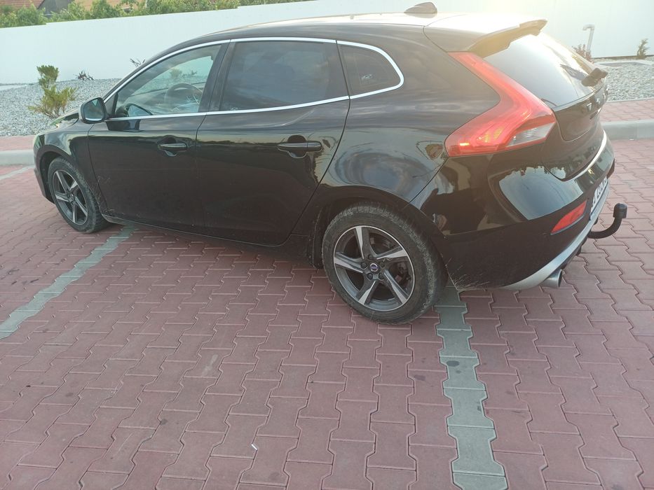 Vând VOLVO V40 in stare foarte buna