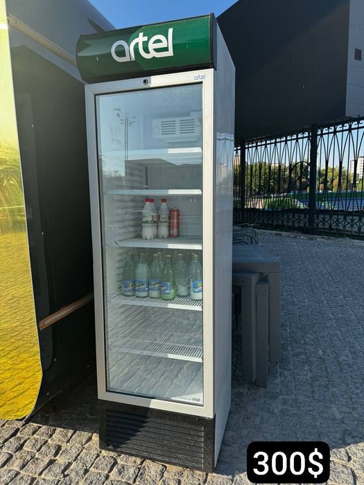 Fasd food va Bar uchun kerakli jihozlar sotiladi.