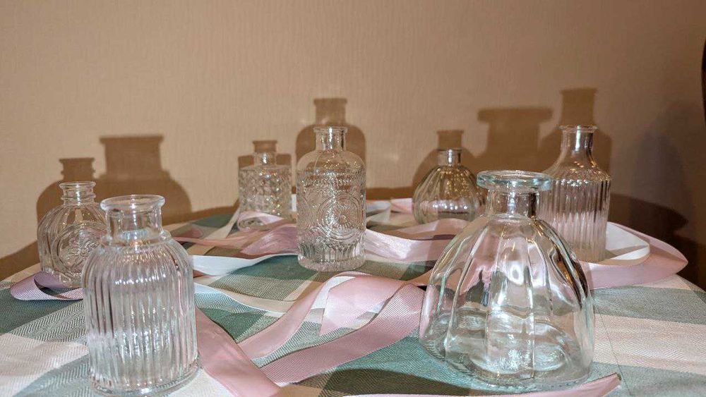 Декоративные стеклянные вазочки для цветов!