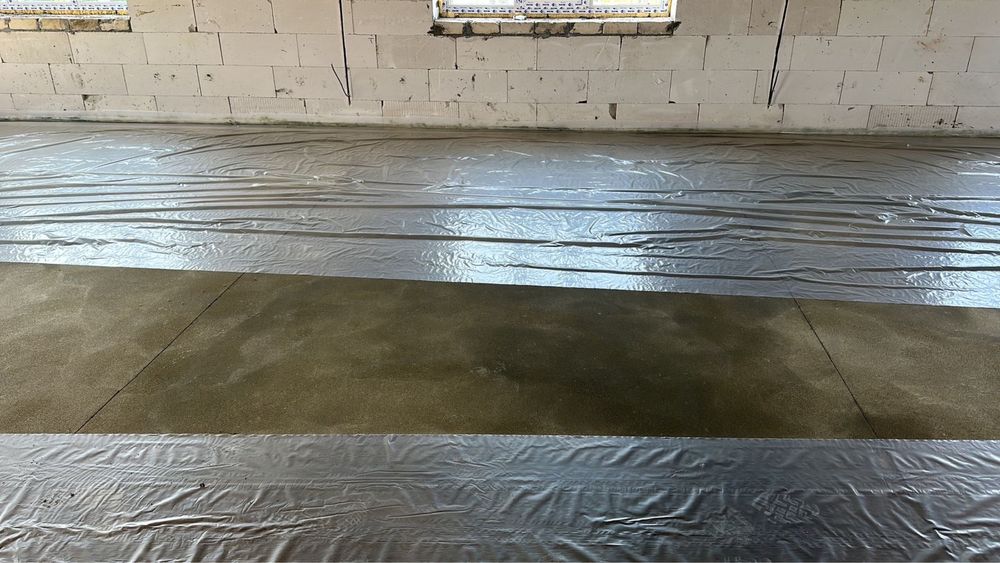 Стяжка полусухая, стяжка для склада.