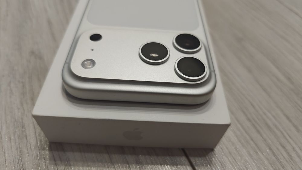 Iphone 17 pro max 2 Tb