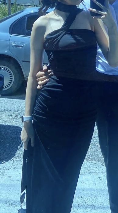 Женская черная платье