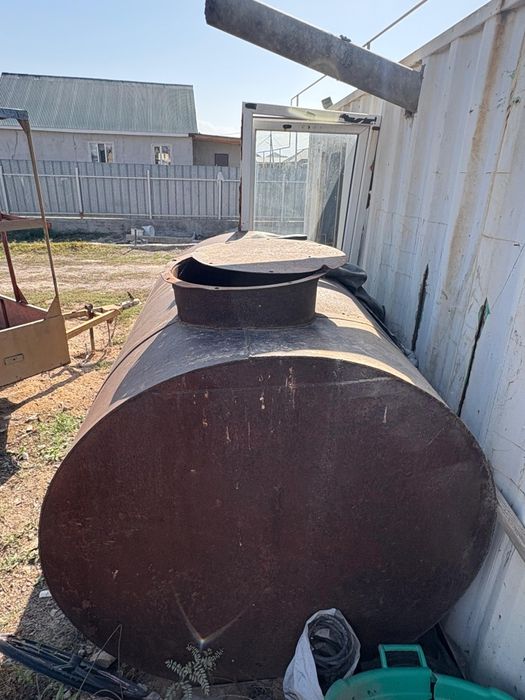 Бочка (ёмкость) металлическая 3 тонник