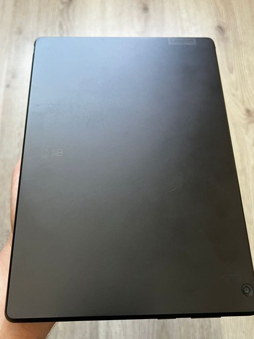 Lenovo TAB M8 (4gen)
4 Gb do 64GB mit SD
androit 
100€