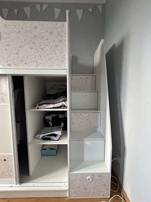 детский гарнитур  для девочки