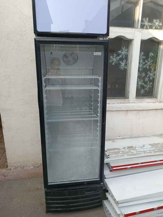 Холодильник  срочно продаются