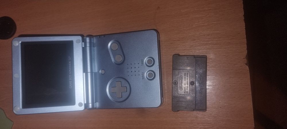 GameBoy Advance SP AGS-101