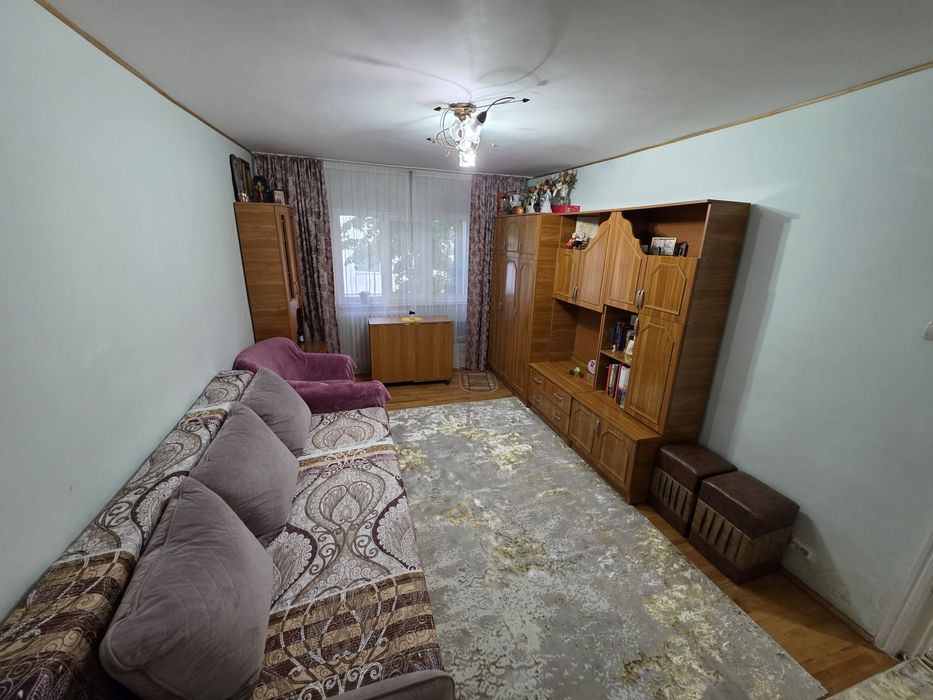 Apartament 2 camere – complet mobilat și utilat – Loc de parcare - Etaj 1 - Zonă liniștită