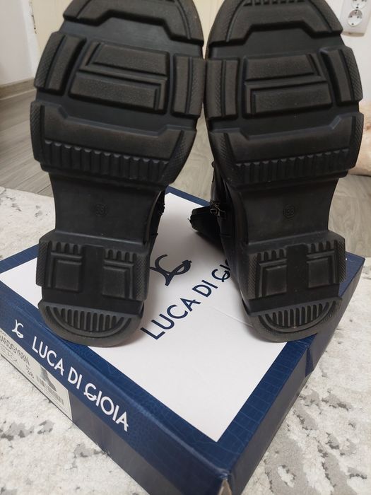 Ghete de piele cu fermoar