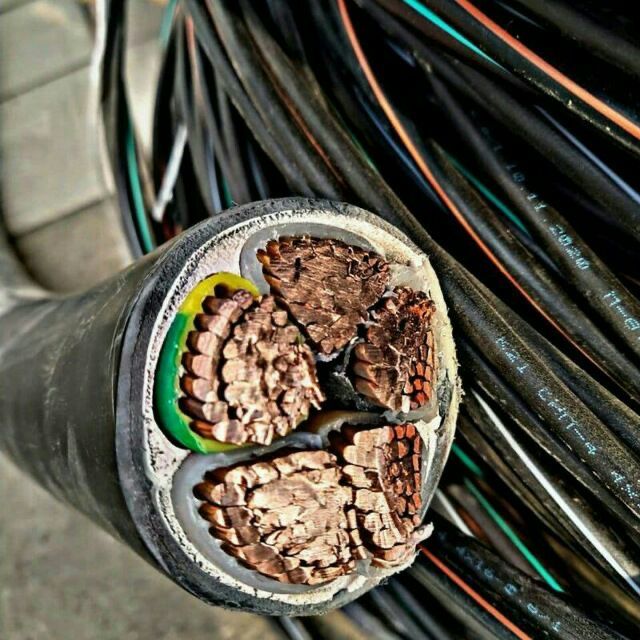 Аввг 4*240 Алумин високаволтнь кабель !