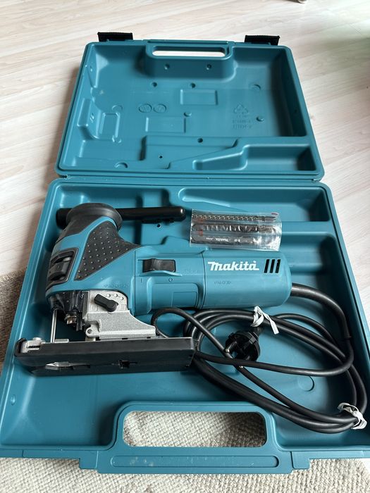 Електрически прободен трион Makita 4351CT, 720 W, 26 мм, с куфар