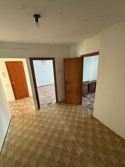 Продам квартиру в центре Кандыагаш