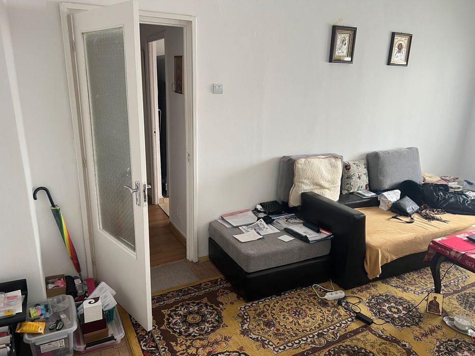 Vand ap cu 2camere decomandat