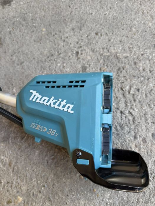 Тример за трева Makita