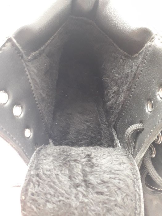 Продаю ботинки ортопедические