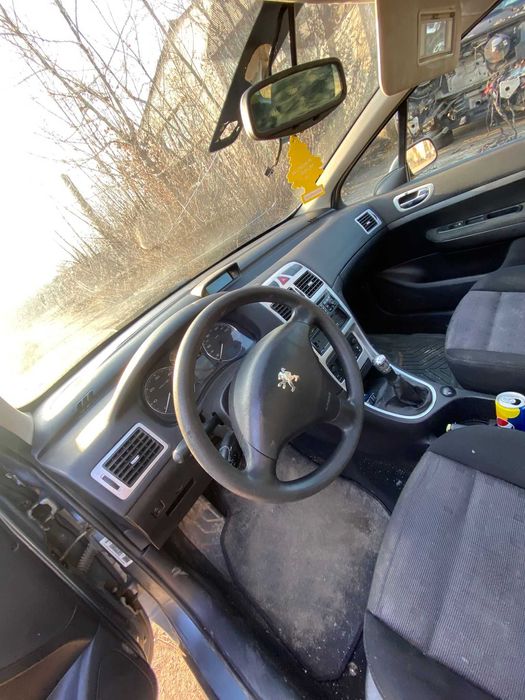 Dezmembrari Peugeot 307 1.6-2.0 hdi 2003-2008