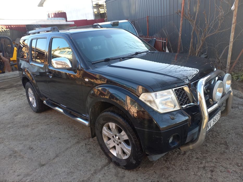 Nissan pathfinder 7  locuri