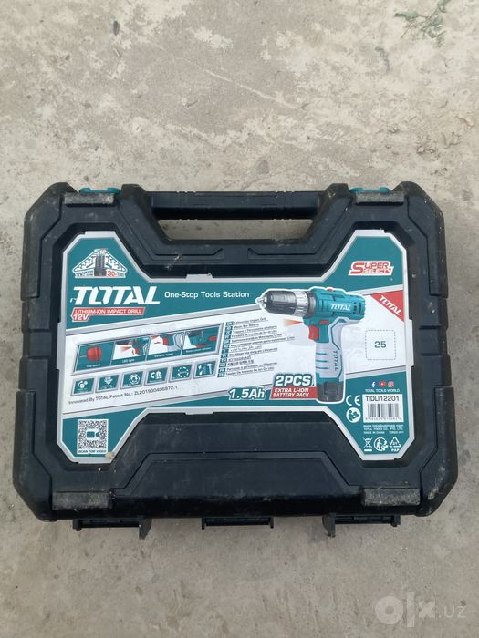 Шуруповерт total
