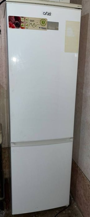 Холодильник / muzlatgich