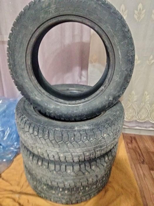 Продам покрышки 185/65/15