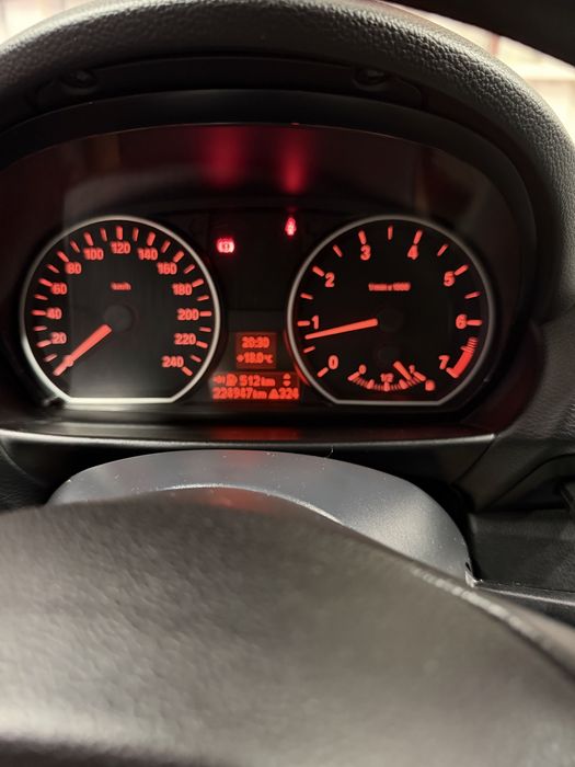 Bmw Seria 1 - benzina 2010 (Vatiante )