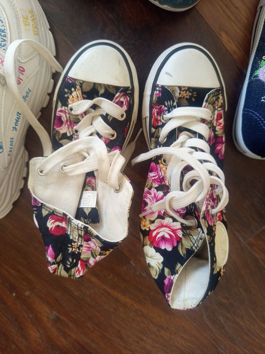 Детски обувки и сандали  35 номер по 5 лв