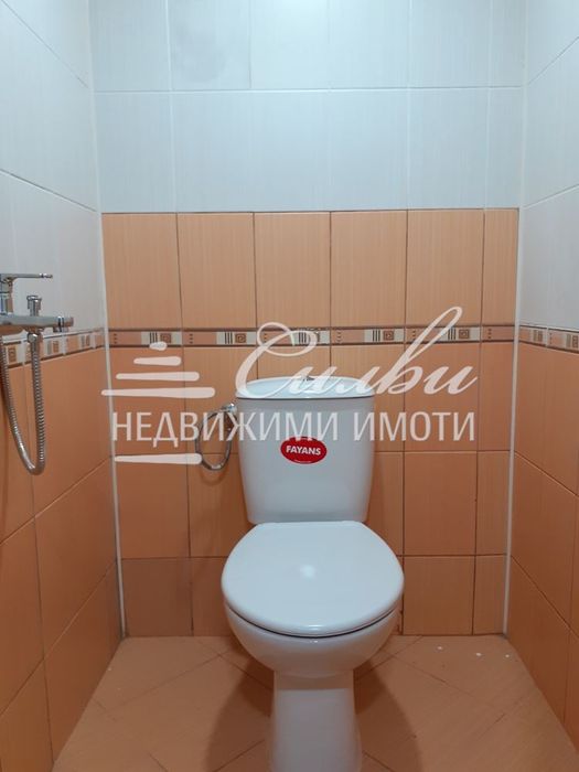 Дава се под наем Офис в Шумен, Център - 27 кв.м за 150.45 € - Снимка #4