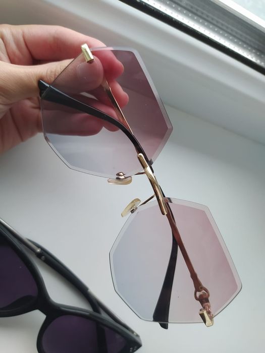 Очки солнцезащитные