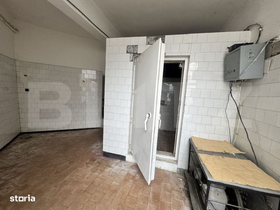 Spatiu comercial de vanzare, zona Dumbrava