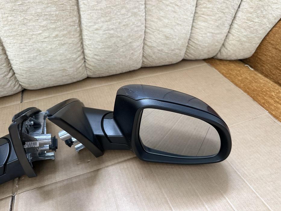 Oglinzi, Oglinda stanga / Oglinda dreapta BMW X5 G05 2019-2025