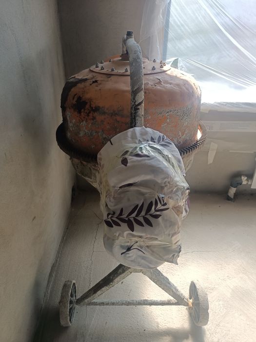 Продам бетономешалку!