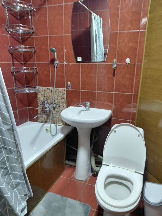 Сдам 2 ком квартиру