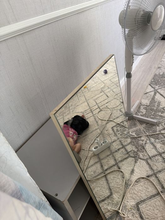 Зерколо срочно продаю