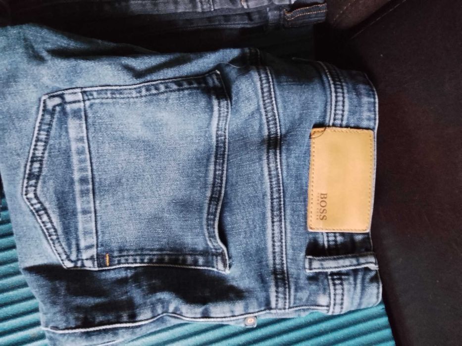 дънки мъжки Boss и ..