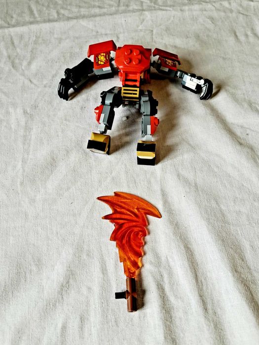 Lego Ninjago 71830 Kai's Mech Storm Rider