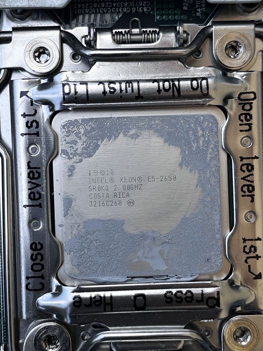Сървър HP ProLiant DL380P gen8