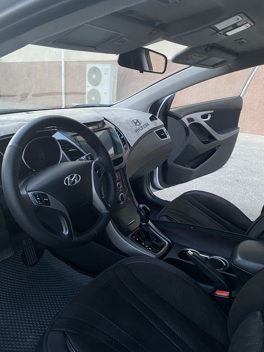 Продам Hyundai Elantra