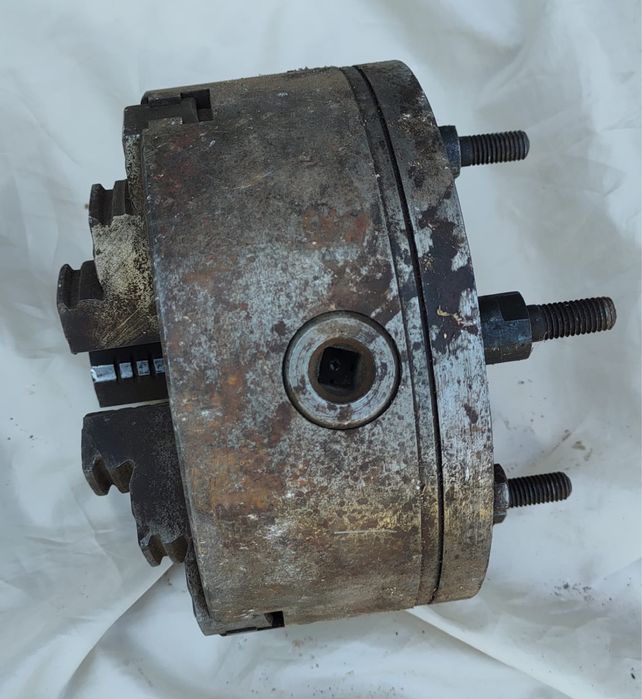 Патрон токарный