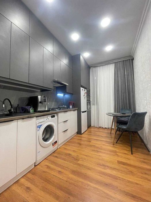 R1 Сдаётся квартира 2/2/4/ на Юнусабадском ор-р Метро Минор.