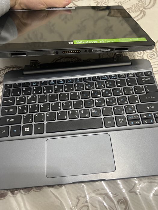 Продаётся Acer One 10 в идеальном состоянии ещё договоримся