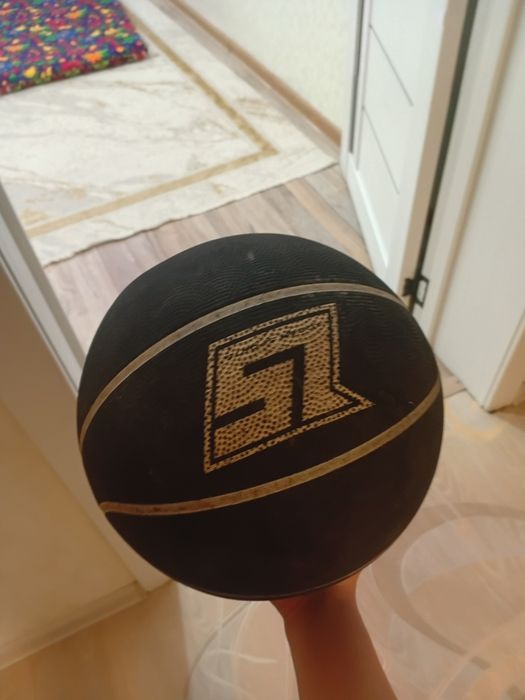 Баскетбол продам Цена 3500