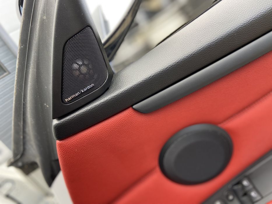 Dezmembrez BMW 320d ,M PACK ,Harman Kardon,CIC,Jante 313 M,keyless