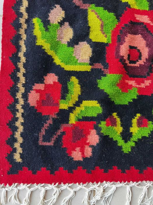 Covor traditional romanesc traversa tesuta manual la razboi