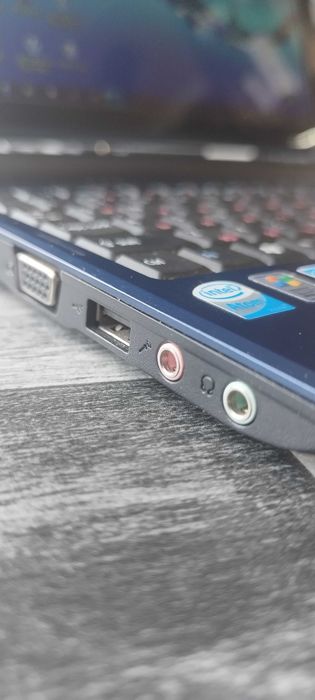 Лаптоп Acer Aspire One ! Отлично състояние !