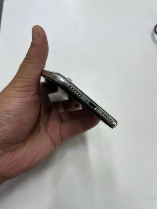 Iphone X  (256GB) в идеальном состояний