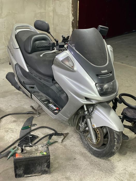 Yamaha majesty 250