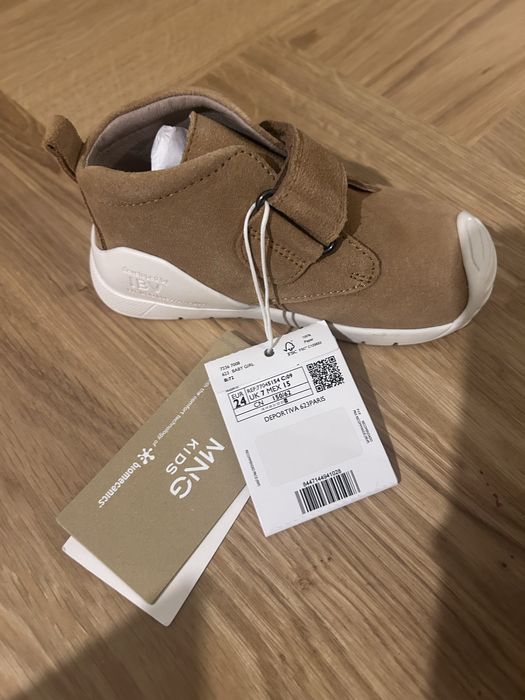 Нови обувки Biomecanics - 24 номер