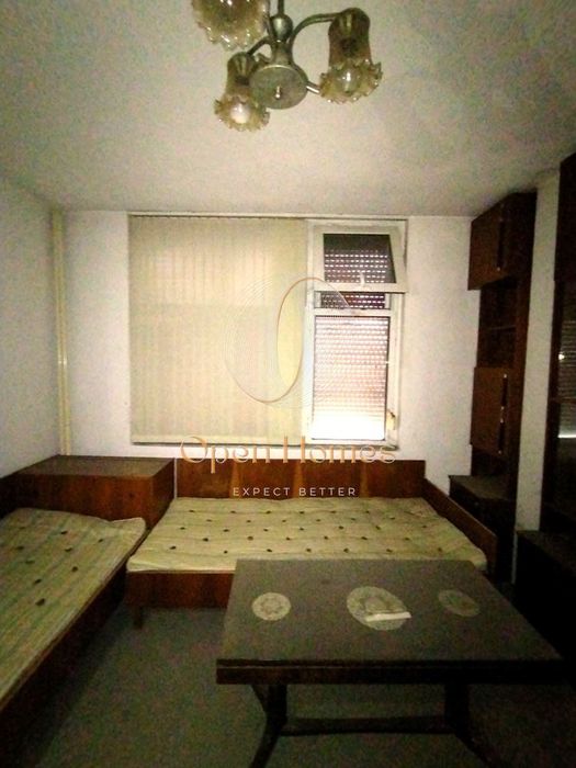 Продава се Тристаен апартамент в Пловдив, Въстанически - 135 кв.м за 1097 €/кв.м - Снимка #3